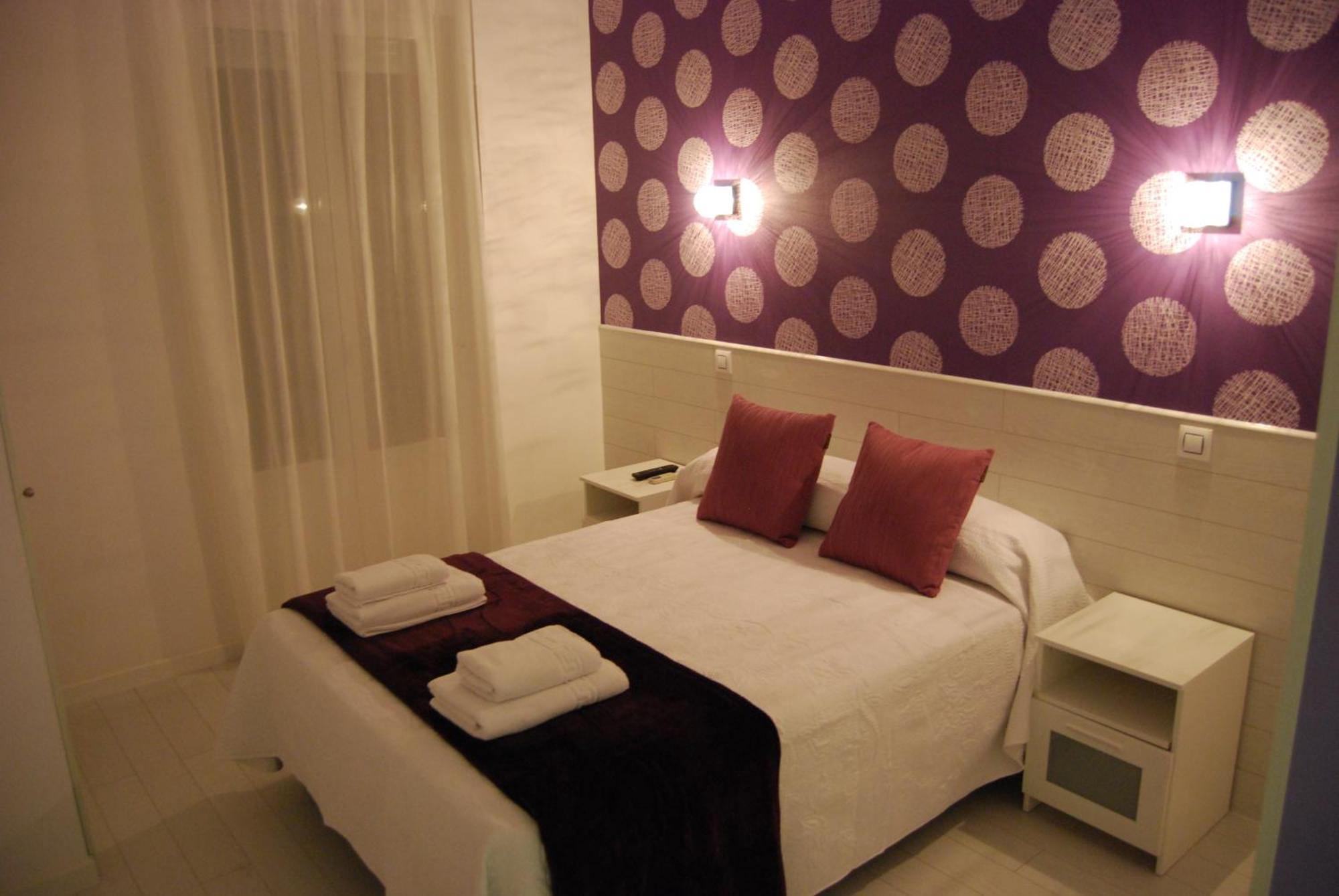 Hostal Petite Maman — Foto 2